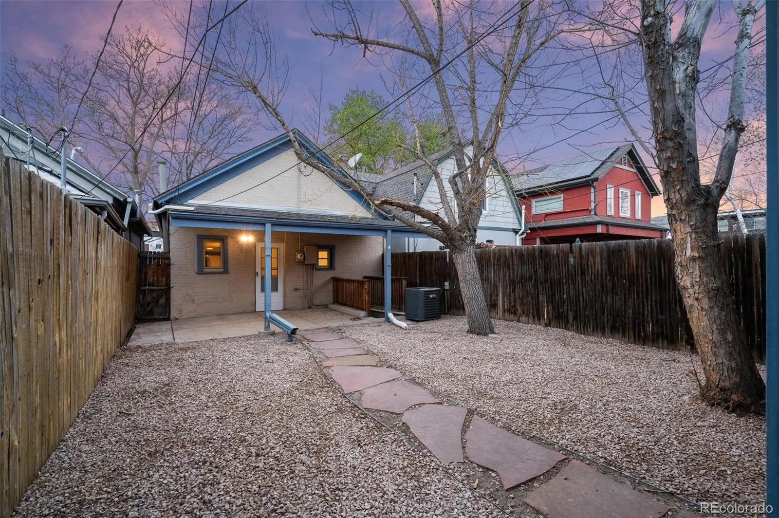 04092026152221 1600 37