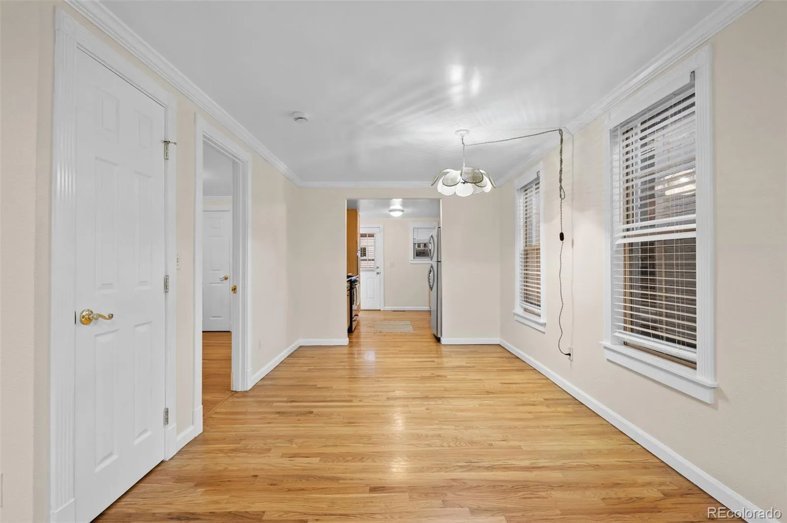 04092026152221 1600 8