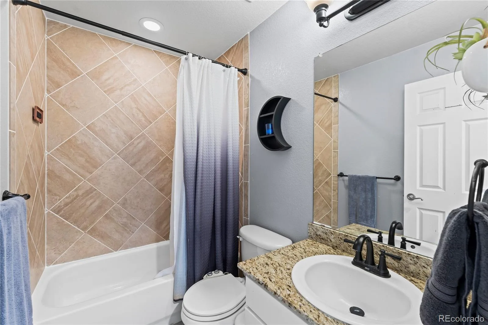 23950 E Dorado Place Aurora CO 80016 | MLS #REC6756912 08072026215634 1600 22