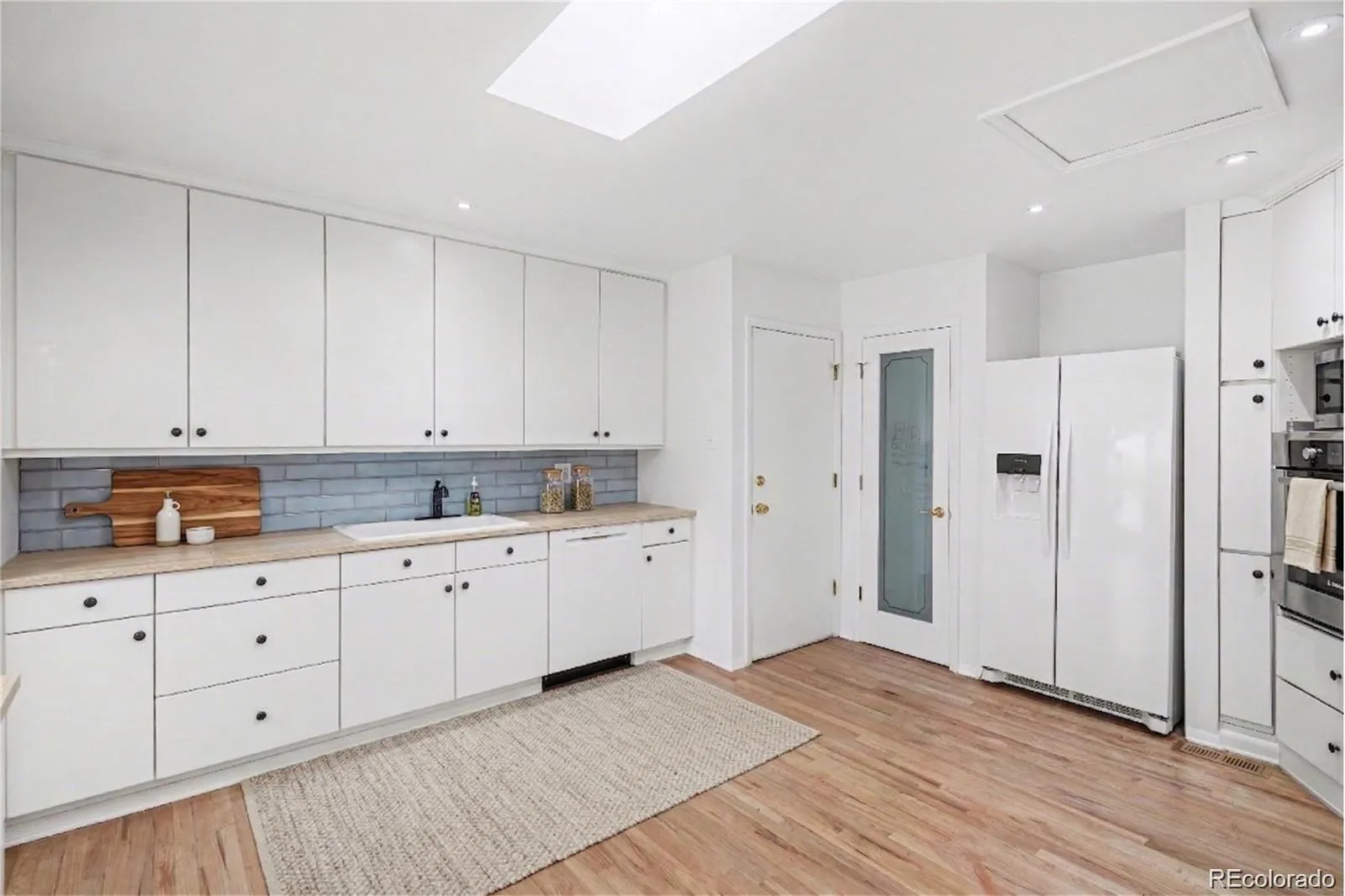 8095 E Lehigh Avenue Denver CO 80237 MLS #REC6758970 04232026192230 1600 10