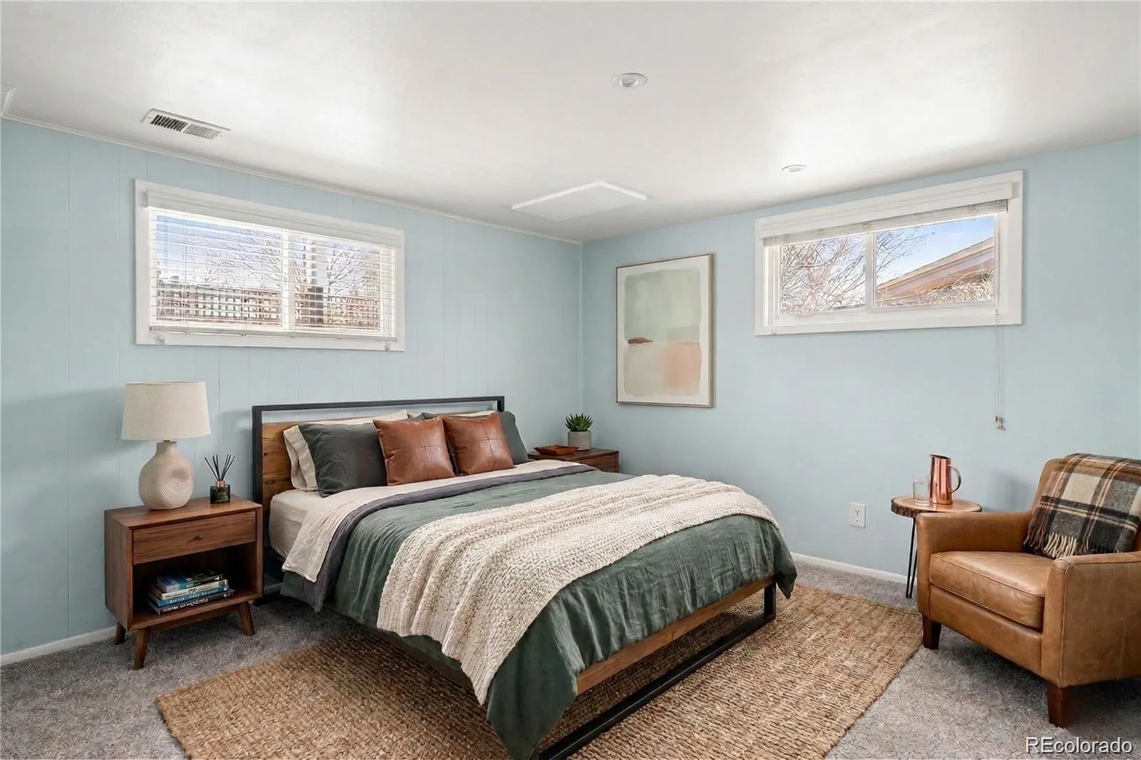 8095 E Lehigh Avenue Denver CO 80237 MLS #REC6758970 04232026192230 1600 14