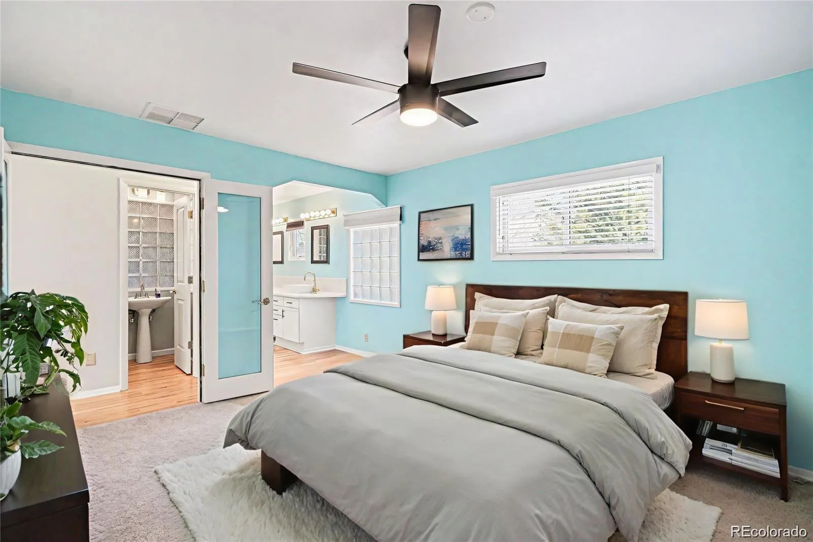 8095 E Lehigh Avenue Denver CO 80237 MLS #REC6758970 04232026192230 1600 5