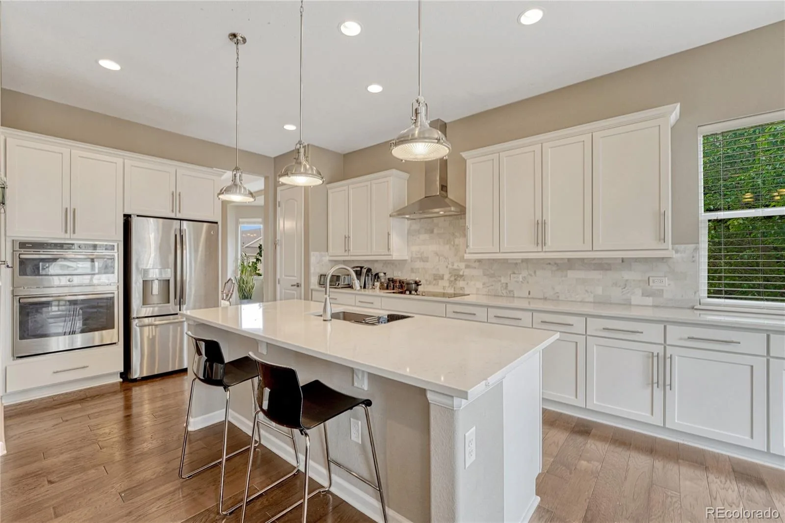 681 E Dry Creek Circle Littleton CO 80122 MLS #REC6760763 06032026004333 1600 12