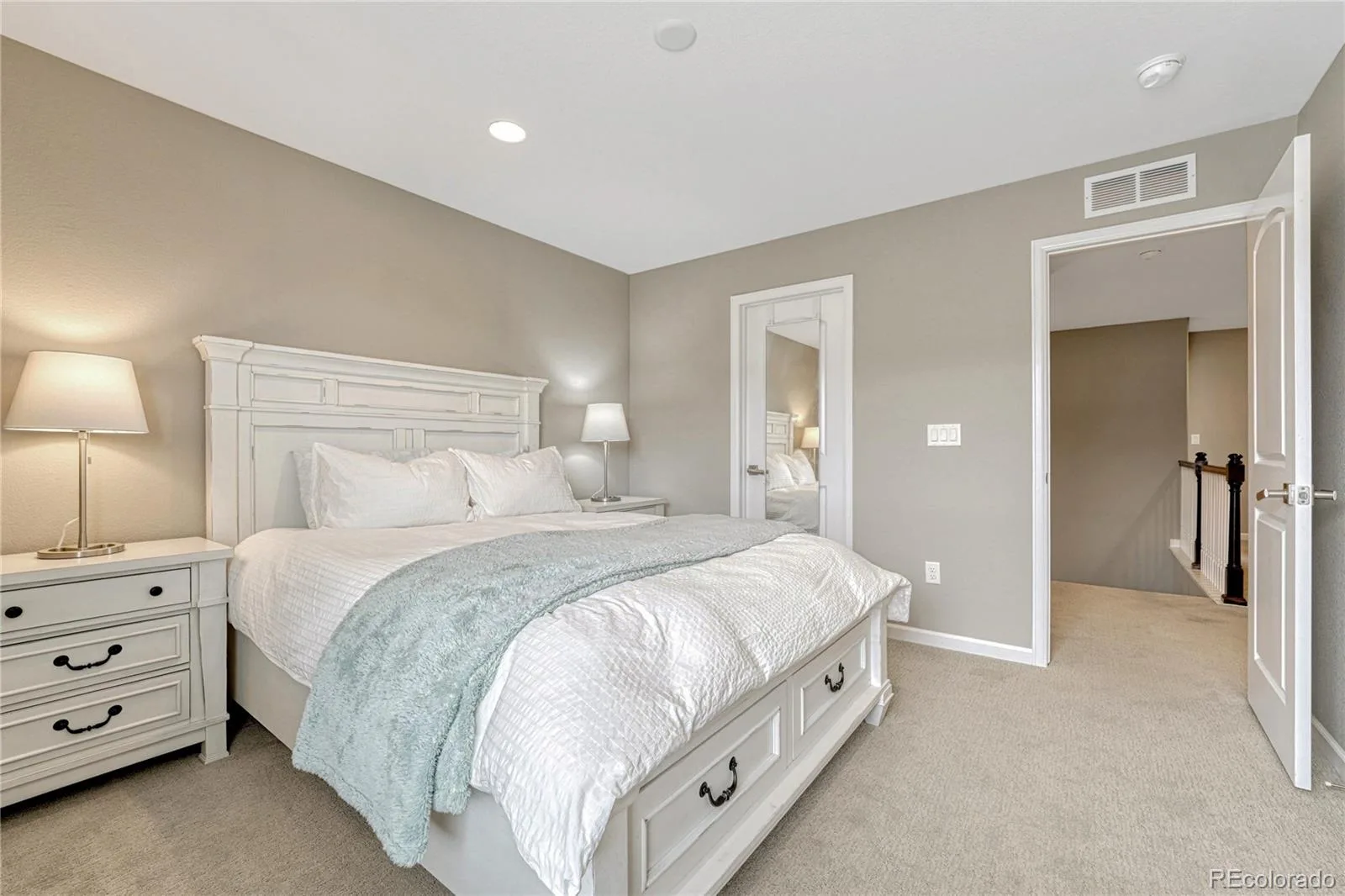 681 E Dry Creek Circle Littleton CO 80122 MLS #REC6760763 06032026004333 1600 26