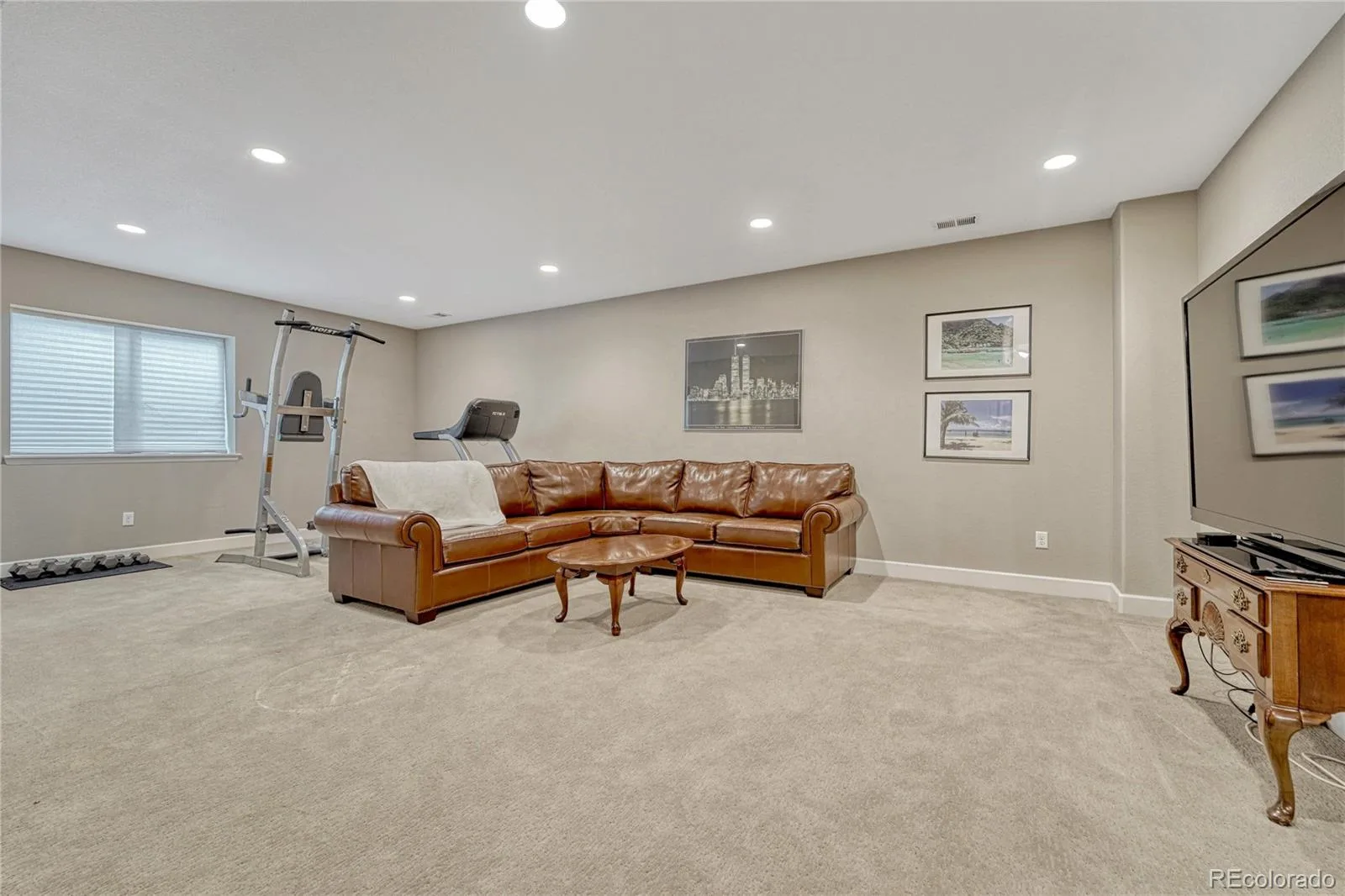 681 E Dry Creek Circle Littleton CO 80122 MLS #REC6760763 06032026004333 1600 31