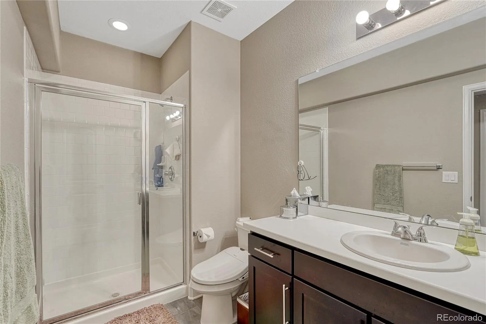 681 E Dry Creek Circle Littleton CO 80122 MLS #REC6760763 06032026004333 1600 36
