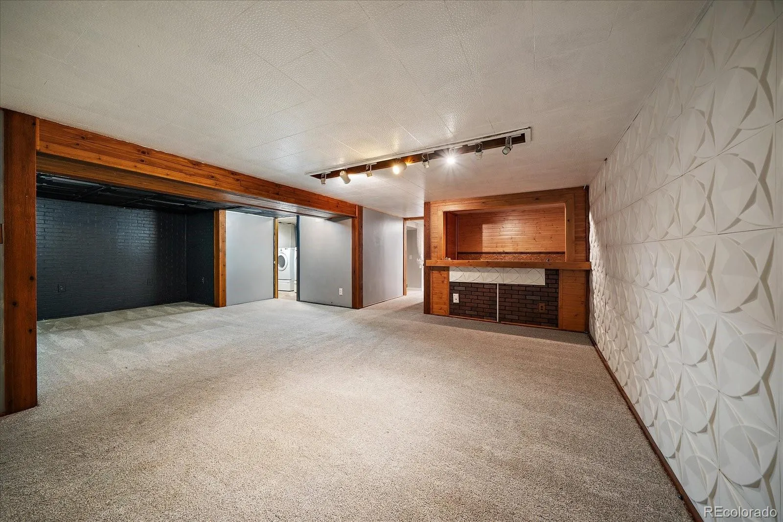 04202026033639 1600 16