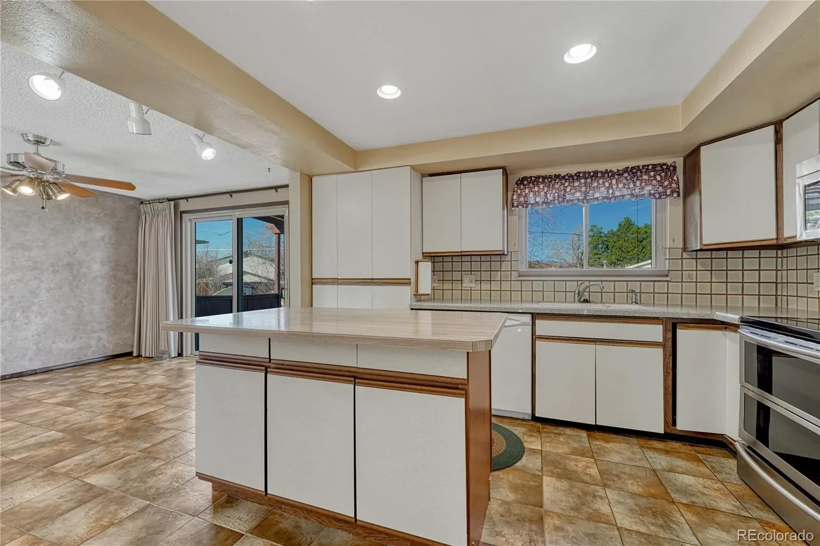 03202026172256 1600 11