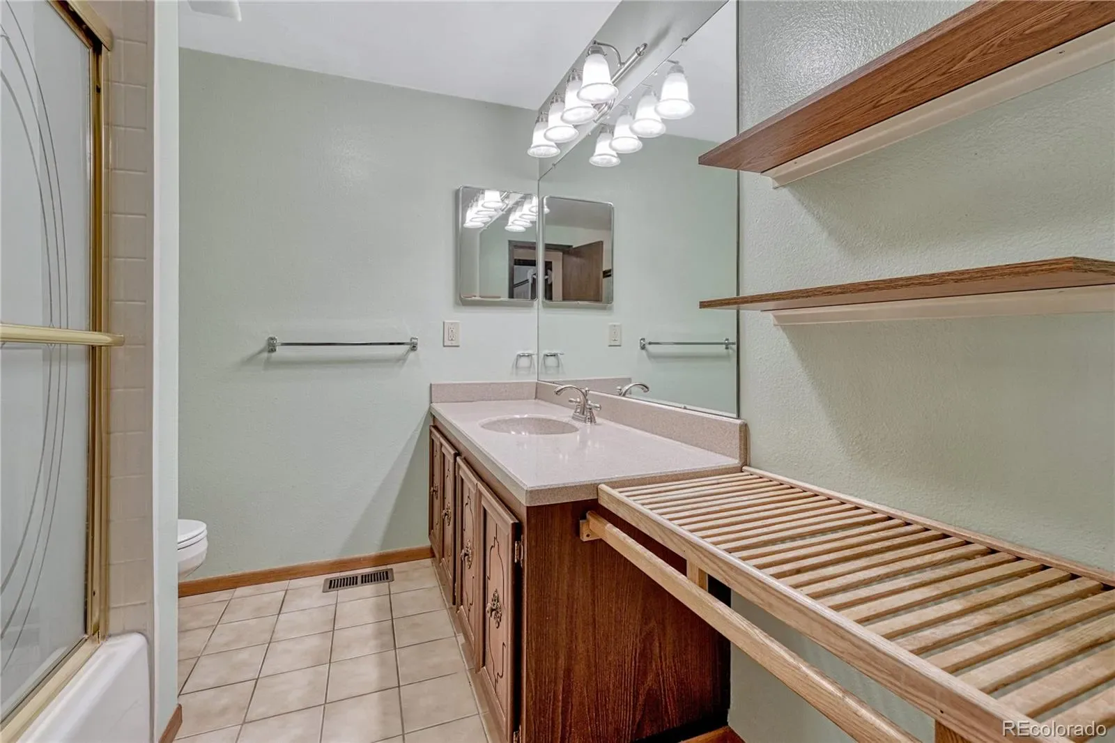 03202026172256 1600 14