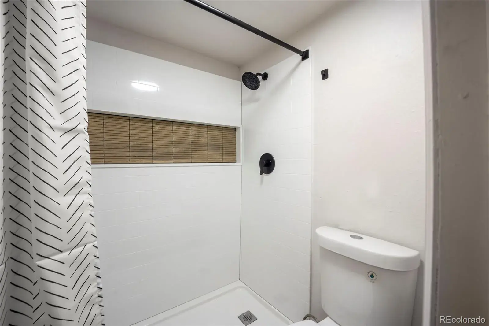 11222025014349 1600 10