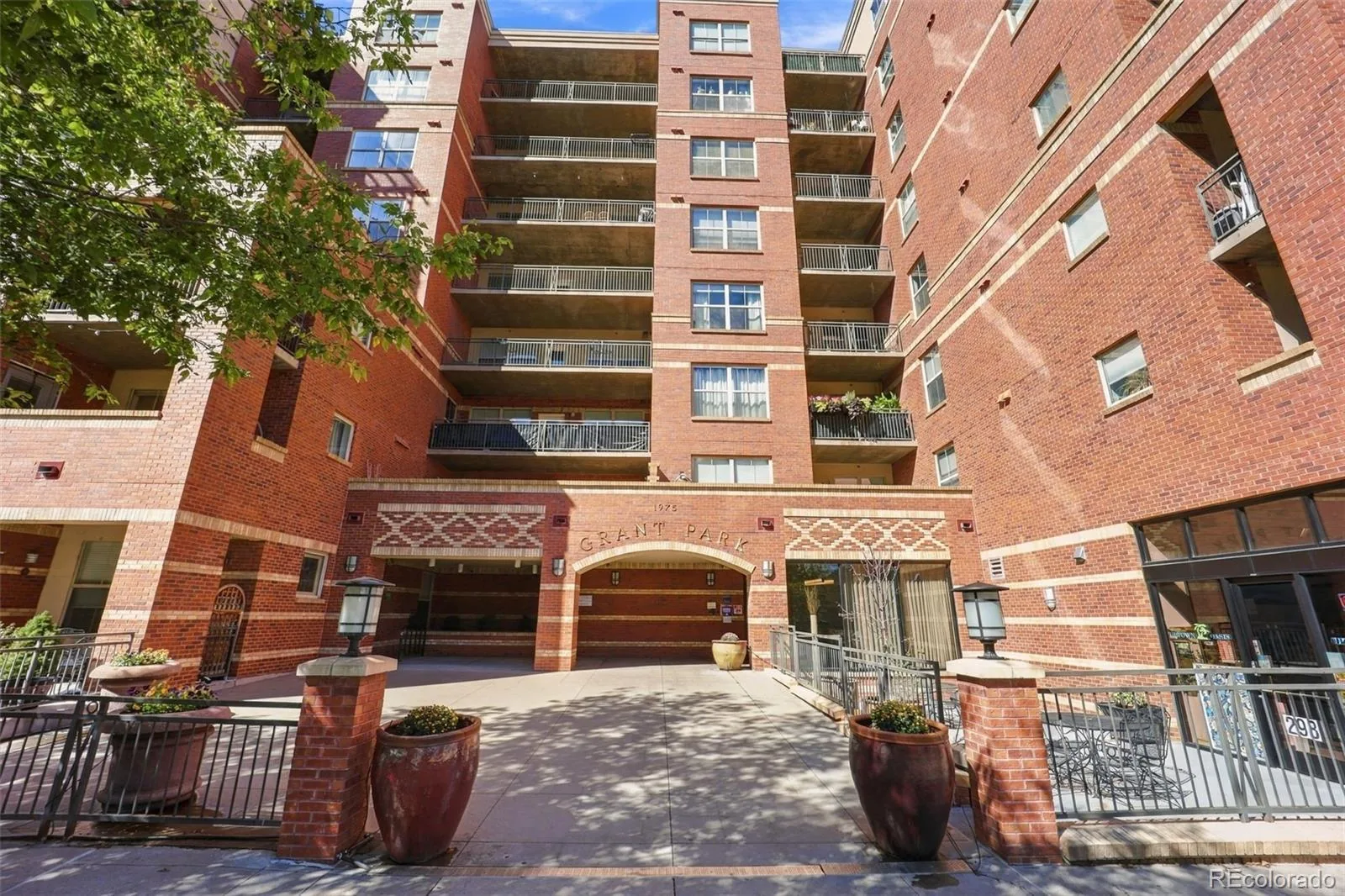 1975 N Grant Street #308 Denver CO 80203 | MLS #REC6762286 09252026044256 1600 1