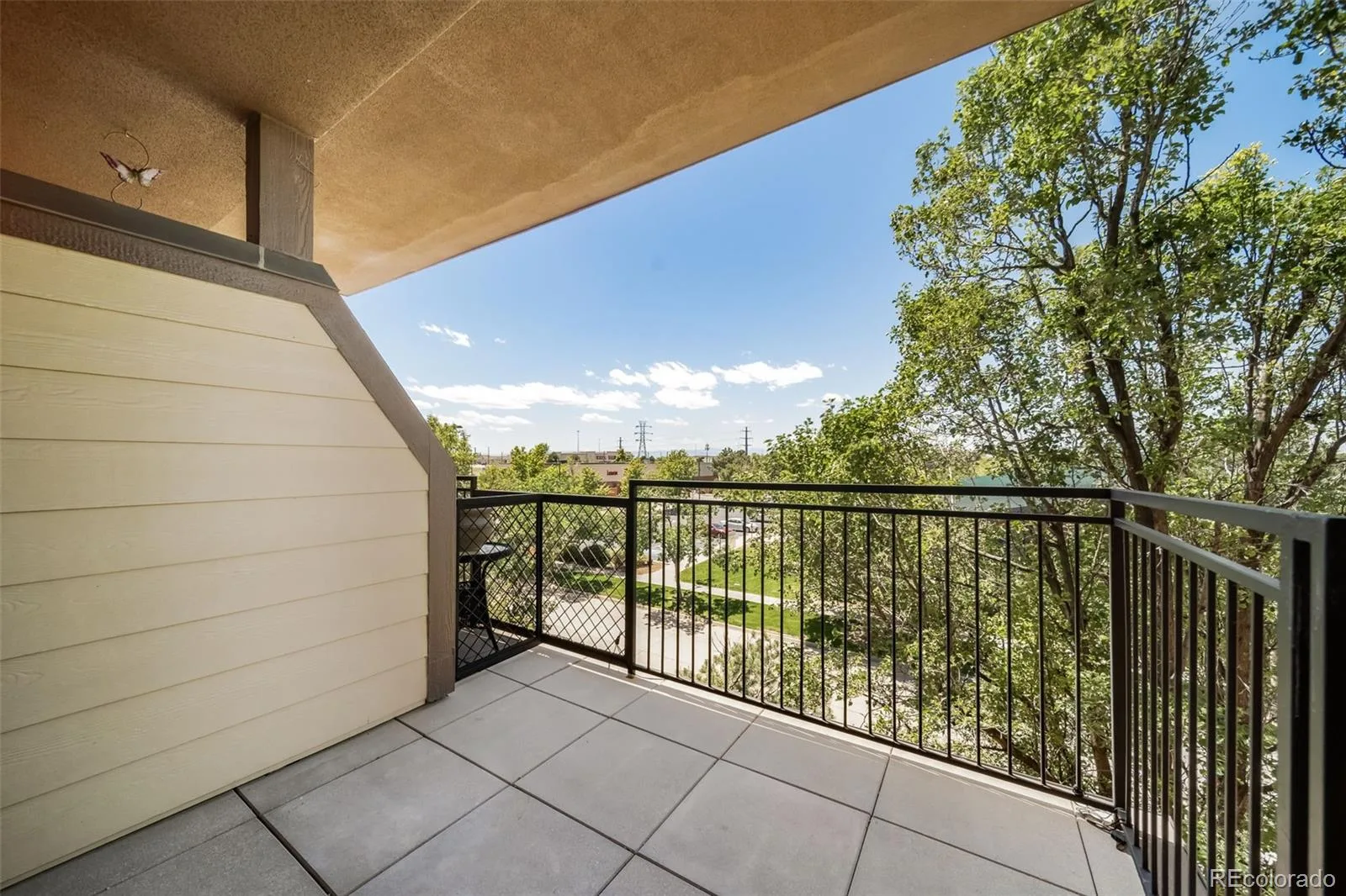 15475 Andrews Drive #305 Denver CO 80239 | MLS #REC6762291 06122026201727 1600 24