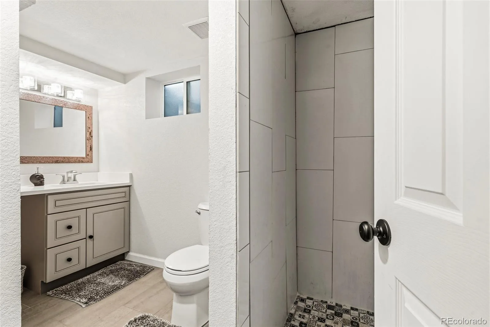 2242 S Meade Street Denver CO 80219 MLS #REC6763287 06192026232819 1600 31