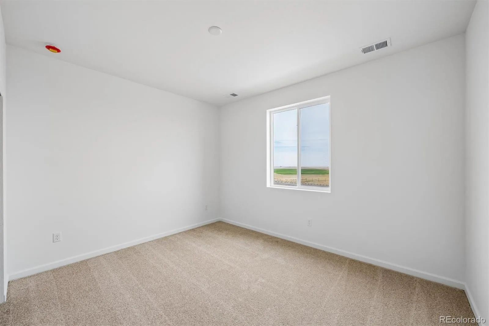 21351 E 67th Avenue Aurora CO 80019 MLS #REC6764958 04132026180929 1600 12
