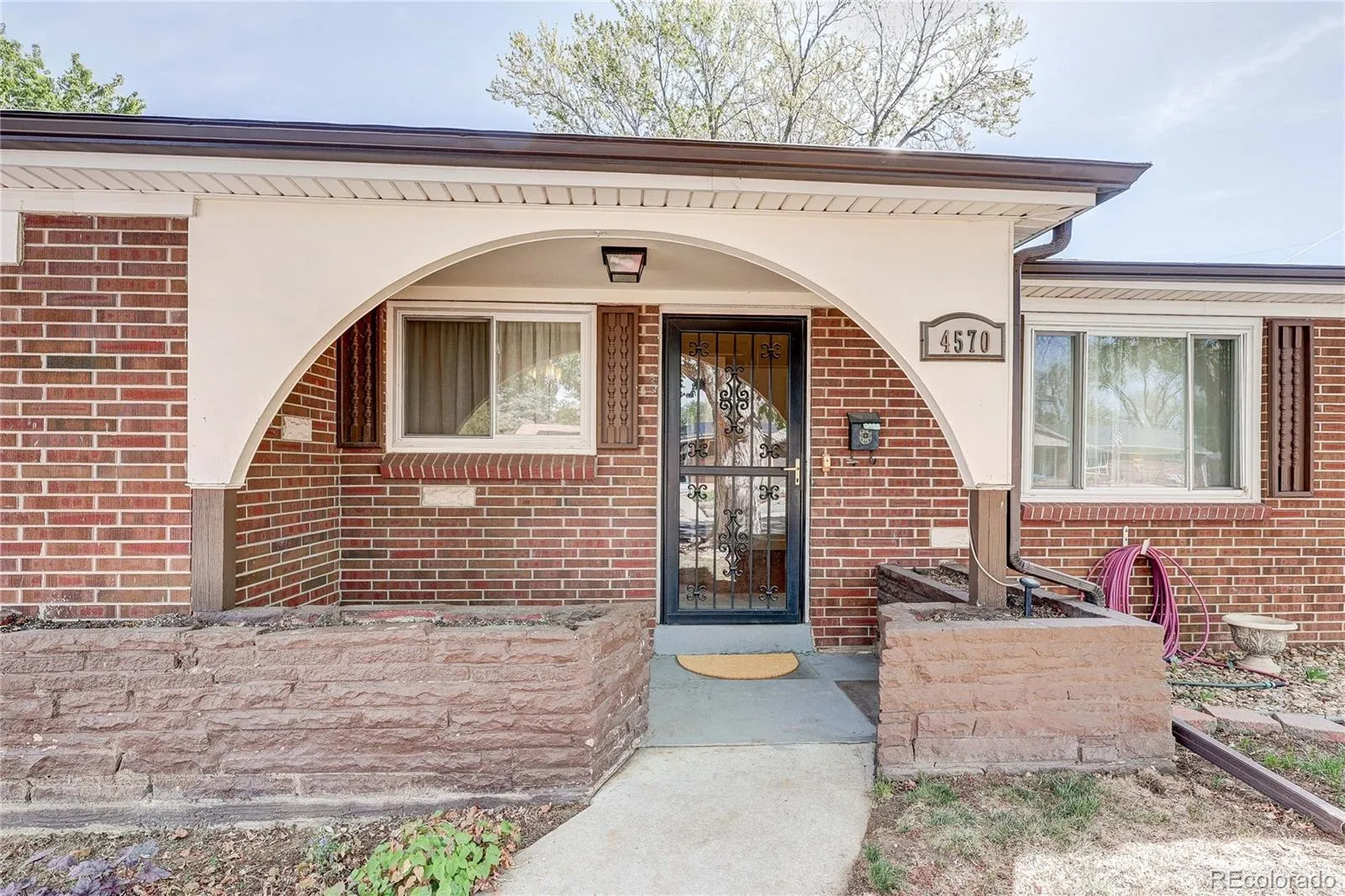 4570 Field Street Wheat Ridge CO 80033 MLS #REC6765117 04222026214232 1600 1