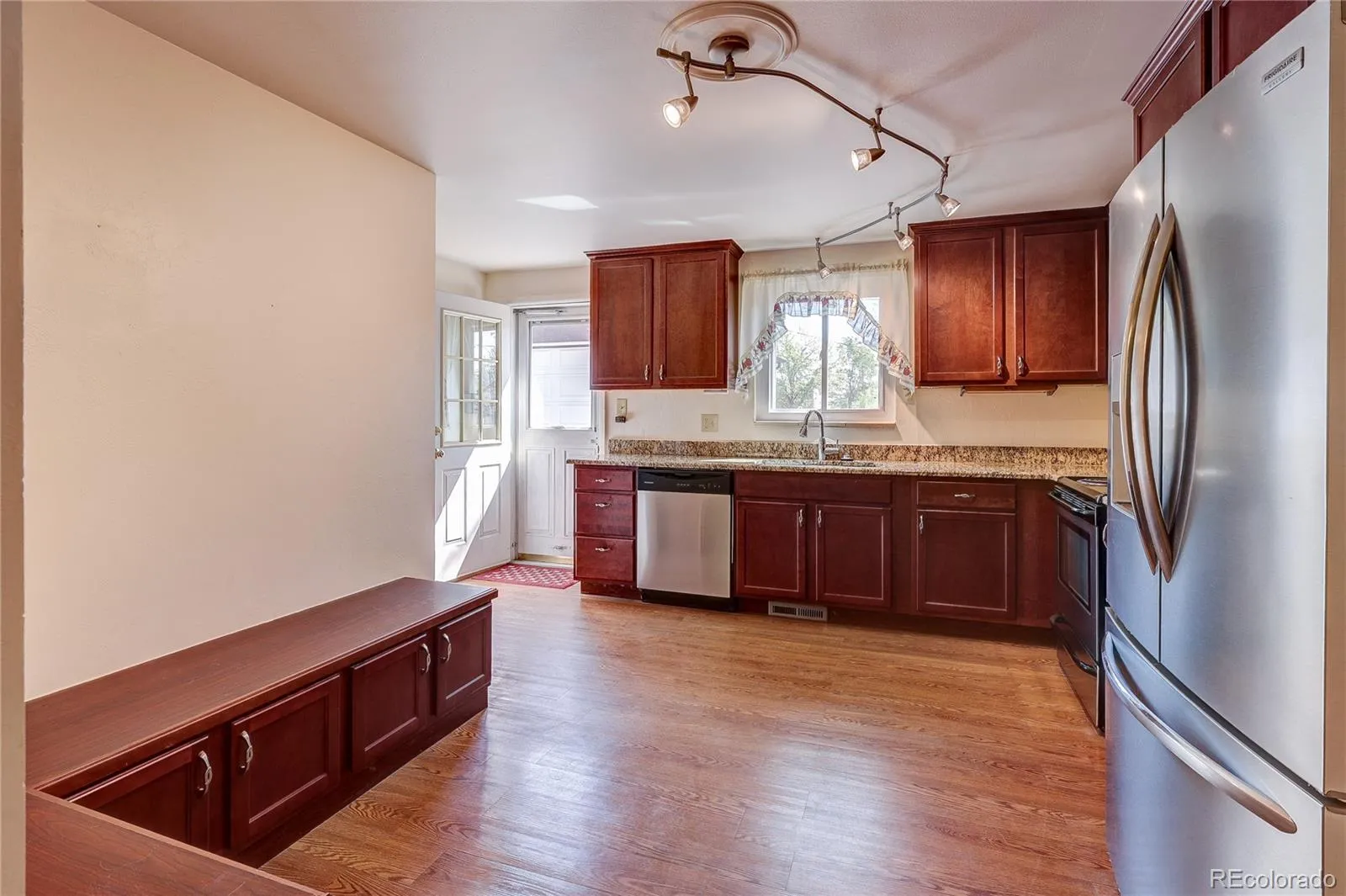 4570 Field Street Wheat Ridge CO 80033 MLS #REC6765117 04222026214232 1600 14