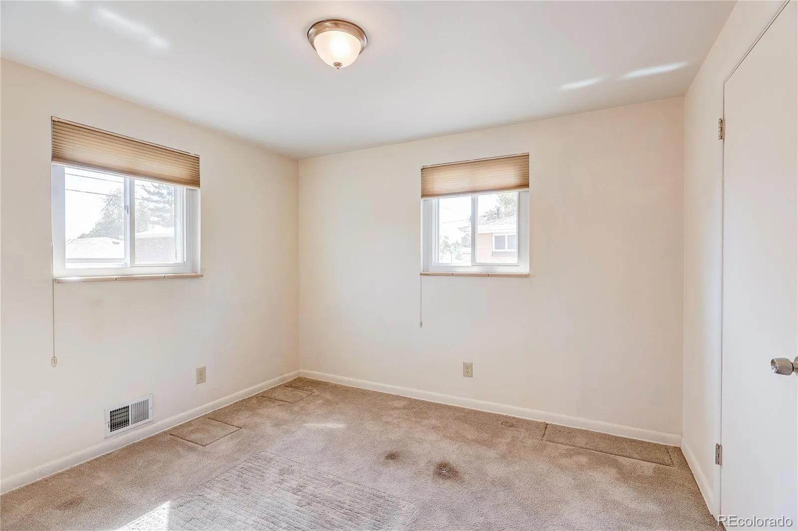4570 Field Street Wheat Ridge CO 80033 MLS #REC6765117 04222026214232 1600 18
