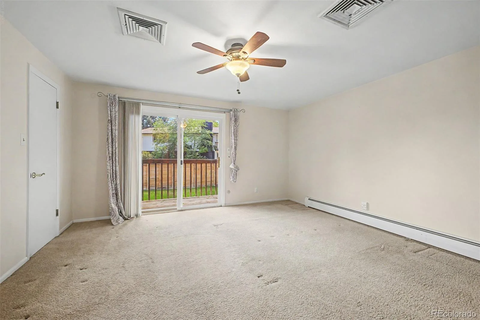 3762 S Benton Way Denver CO 80235 MLS #REC6766026 06112026205726 1600 19