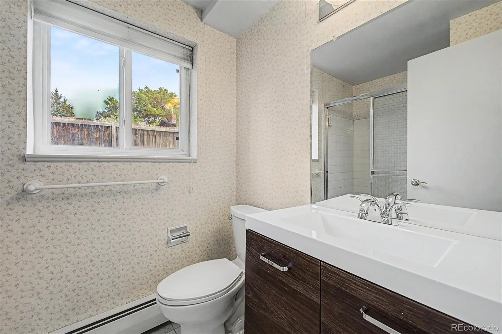 3762 S Benton Way Denver CO 80235 MLS #REC6766026 06112026205726 1600 26