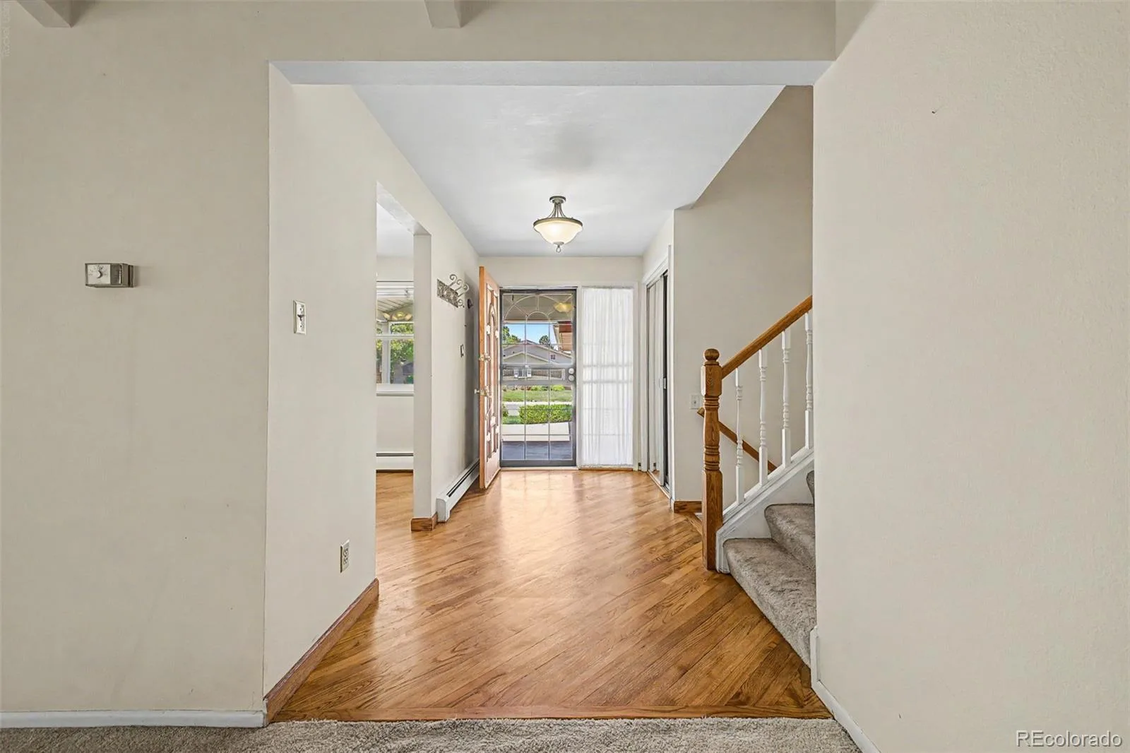 3762 S Benton Way Denver CO 80235 MLS #REC6766026 06112026205726 1600 4