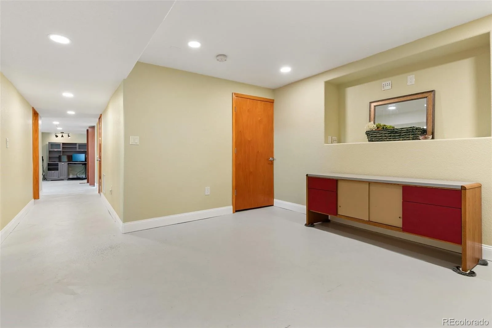 4046 Deer Valley Drive Castle Rock CO 80104 | MLS #REC6770725 07032026235456 1600 29