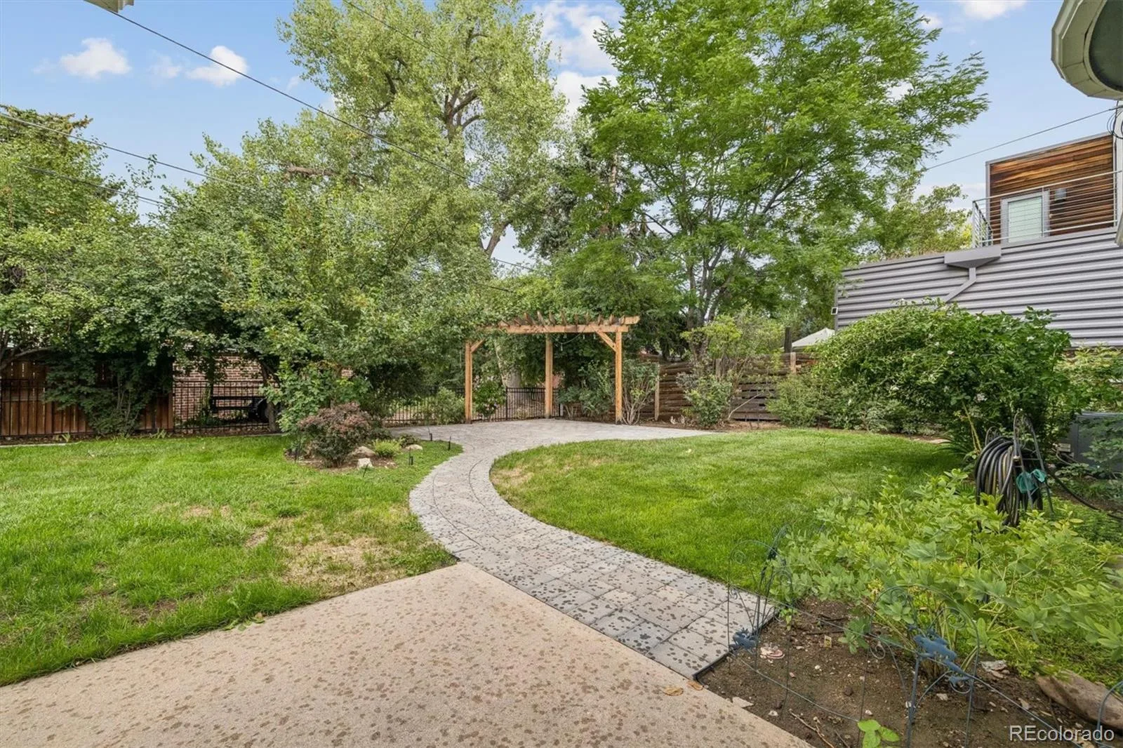 711 Forest Street Denver CO 80220 | MLS #REC6772030 08202026003408 1600 22