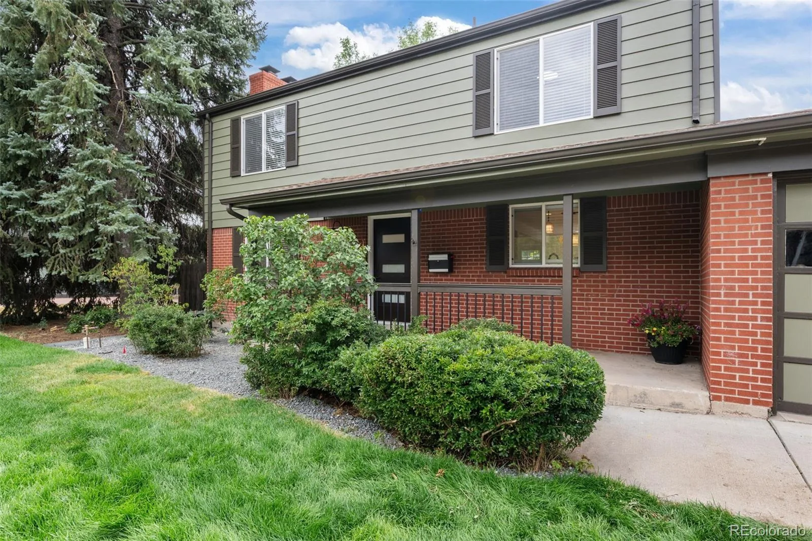 1779 S Monaco Parkway Denver CO 80224 | MLS #REC6772946 08142026194453 1600 1