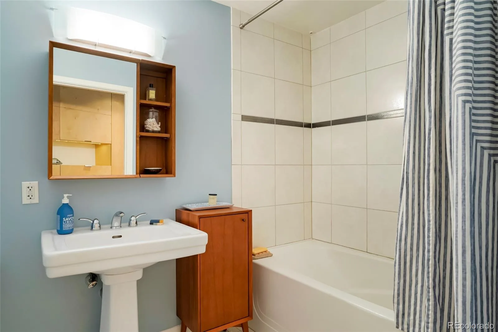 2500 Walnut Street #209 Denver CO 80205 | MLS #REC6772964 10152026234431 1600 24