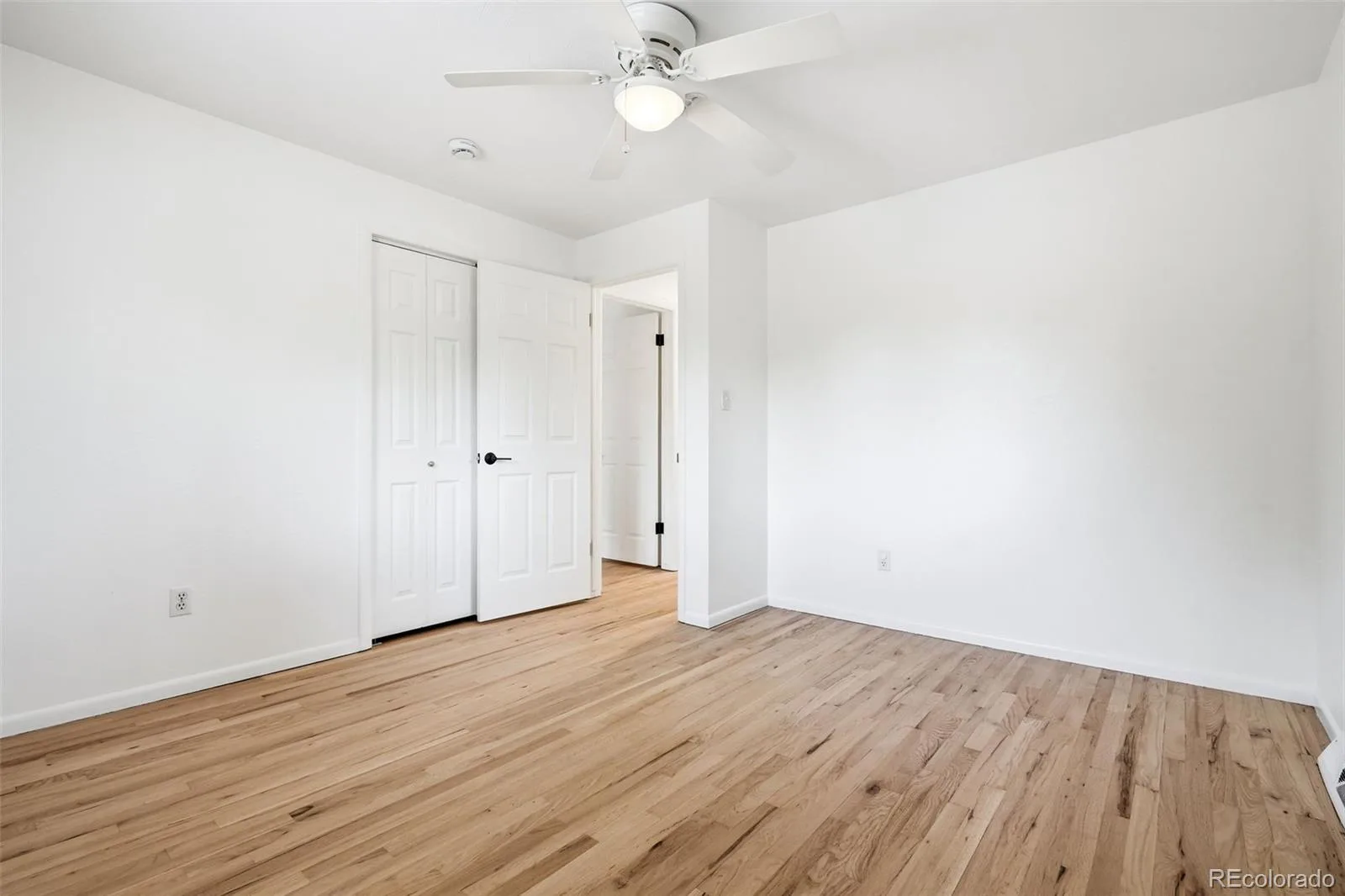 7045 W 33rd Avenue Wheat Ridge CO 80033 MLS #REC6774650 06102026165848 1600 22