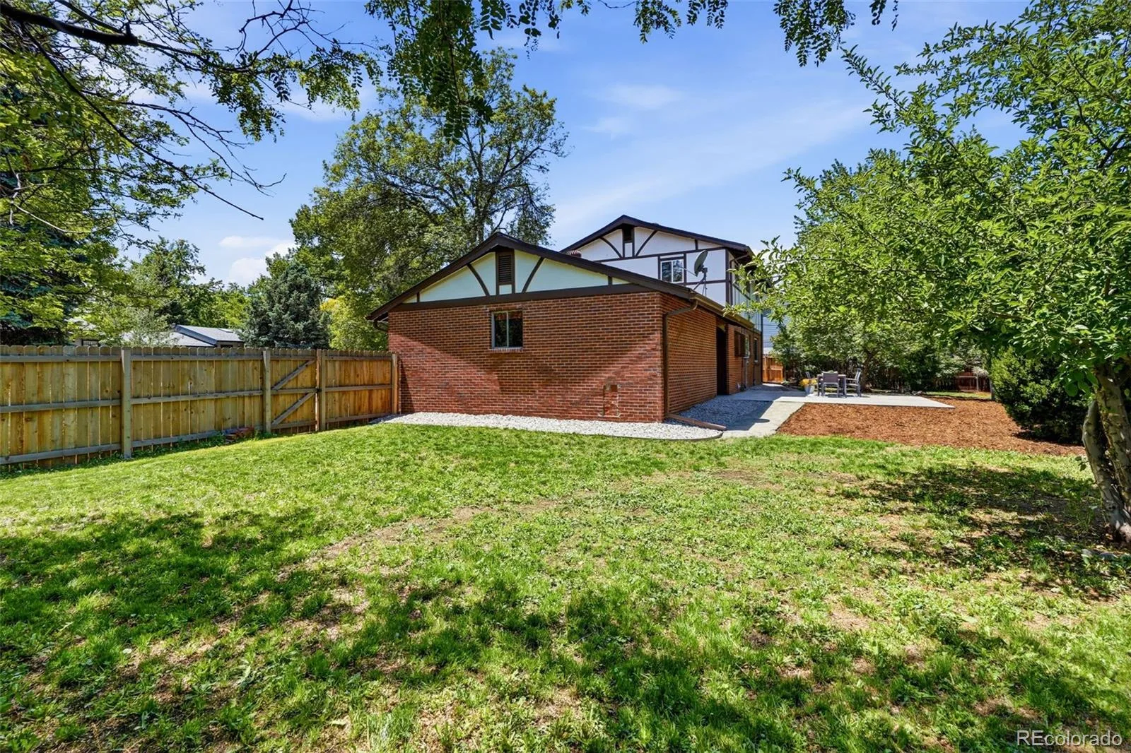 7045 W 33rd Avenue Wheat Ridge CO 80033 MLS #REC6774650 06102026165848 1600 31