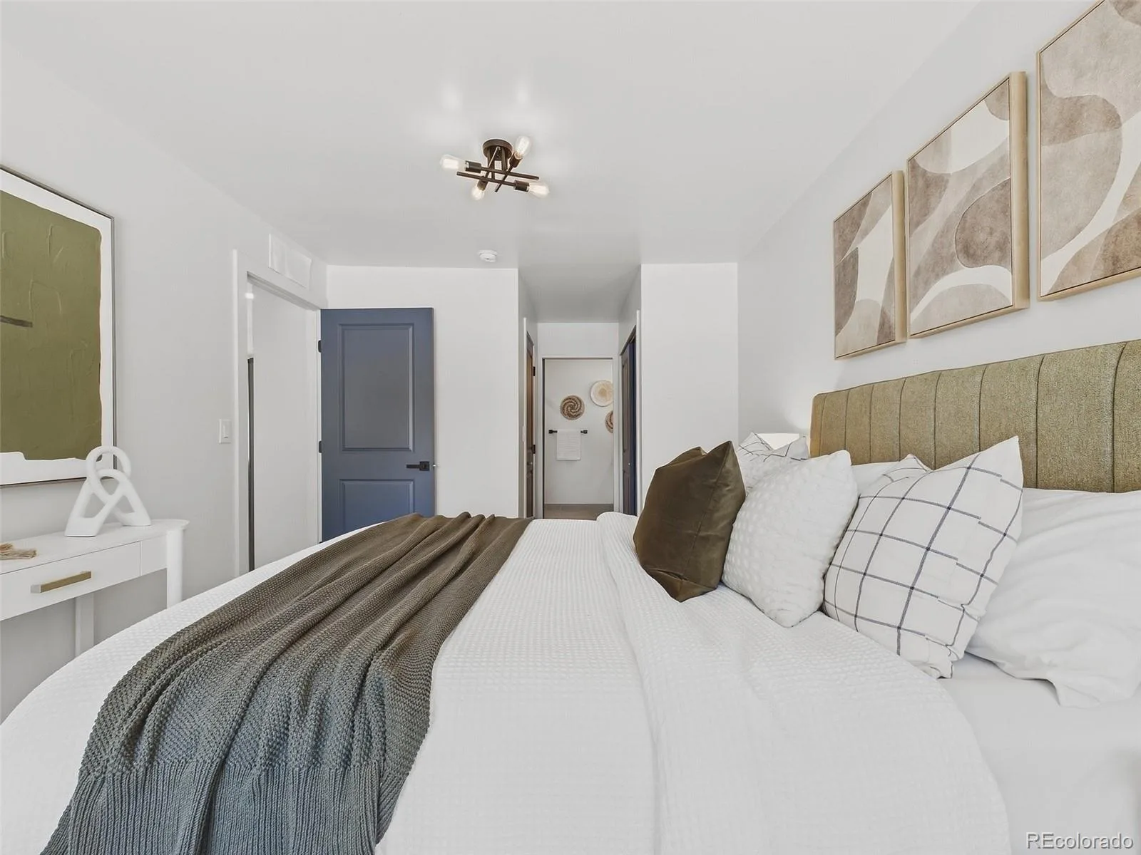 3343 S Grape Street Denver CO 80222 MLS #REC6774859 06172026022010 1600 18