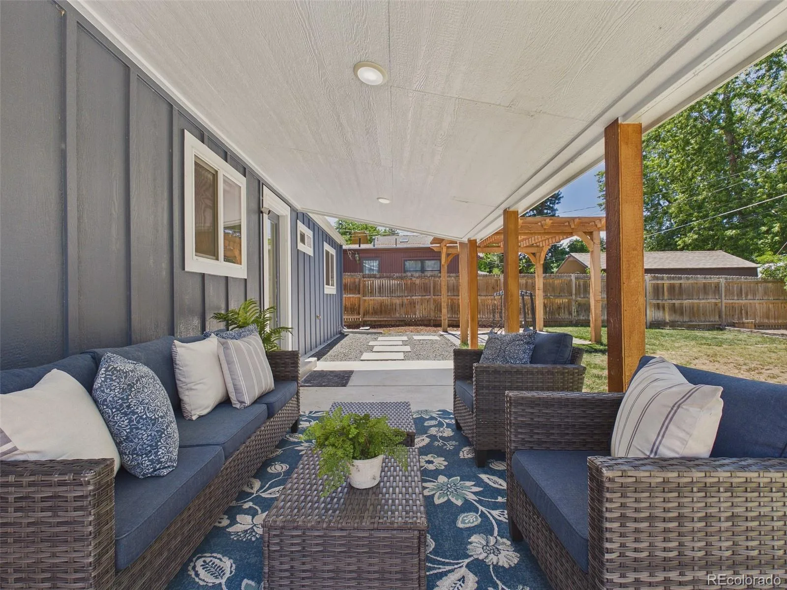 3343 S Grape Street Denver CO 80222 MLS #REC6774859 06172026022010 1600 35