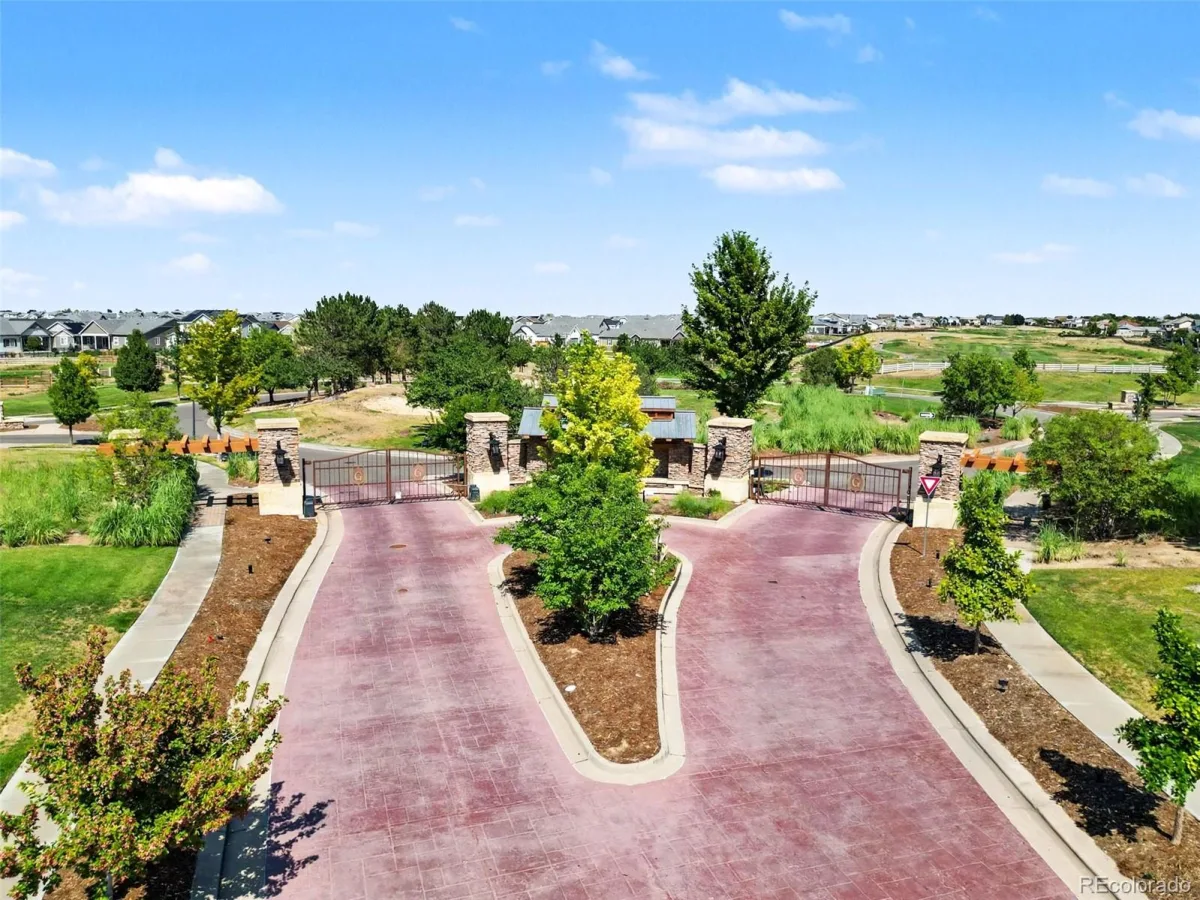 15501 Fairway Drive Commerce City CO 80022 | MLS #REC6775791 08052026180053 1200 47