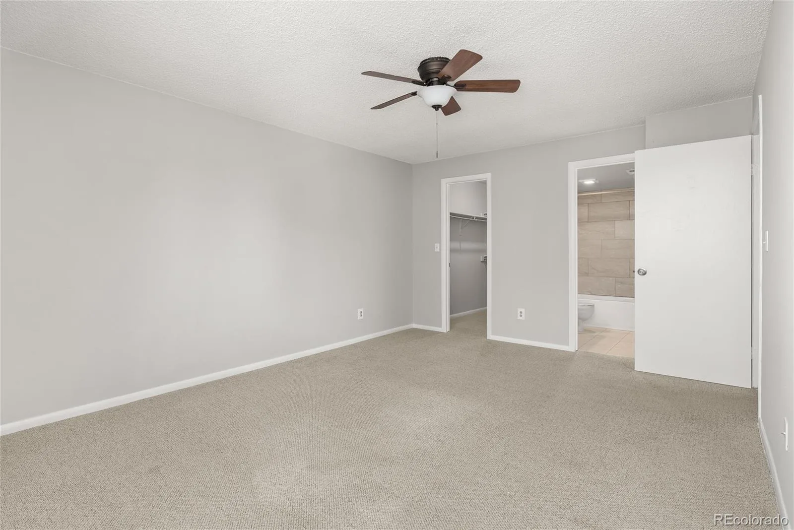 3083 S Ursula Circle #201 Aurora CO 80014 | MLS #REC6776431 06192026235710 1600 14