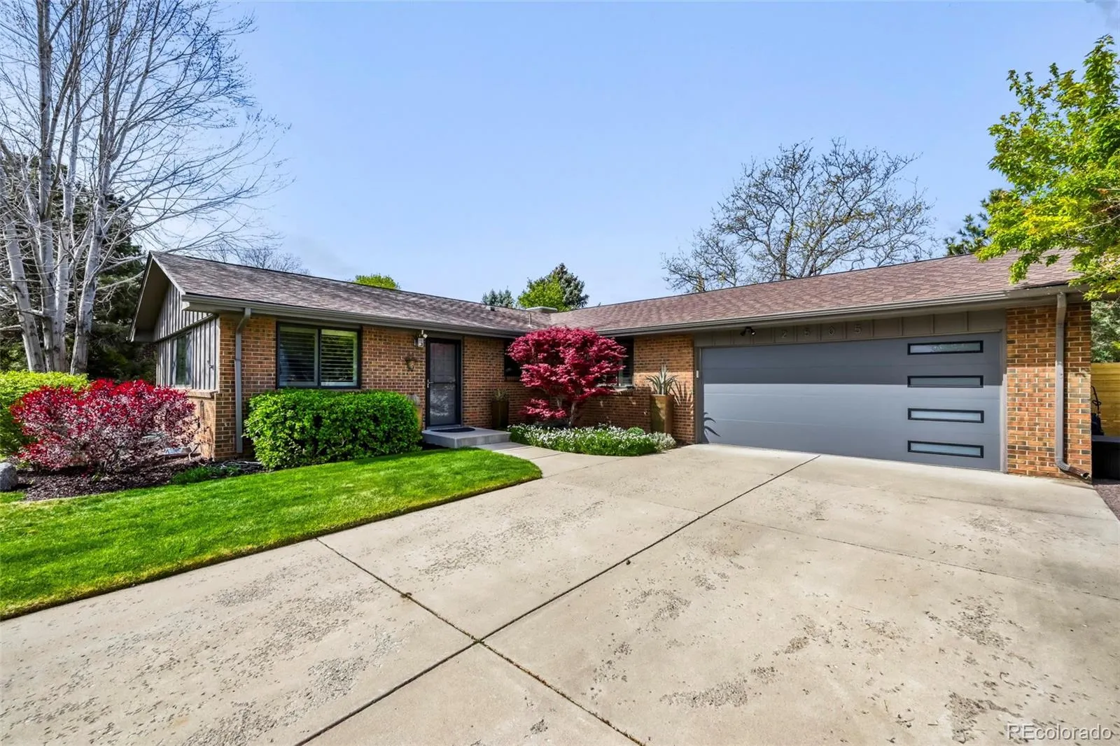 04102026204219 1600 0