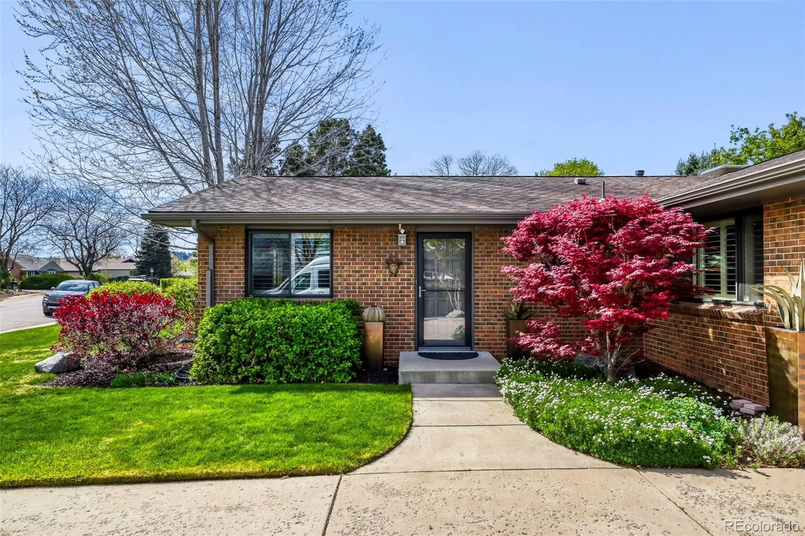 04102026204219 1600 1