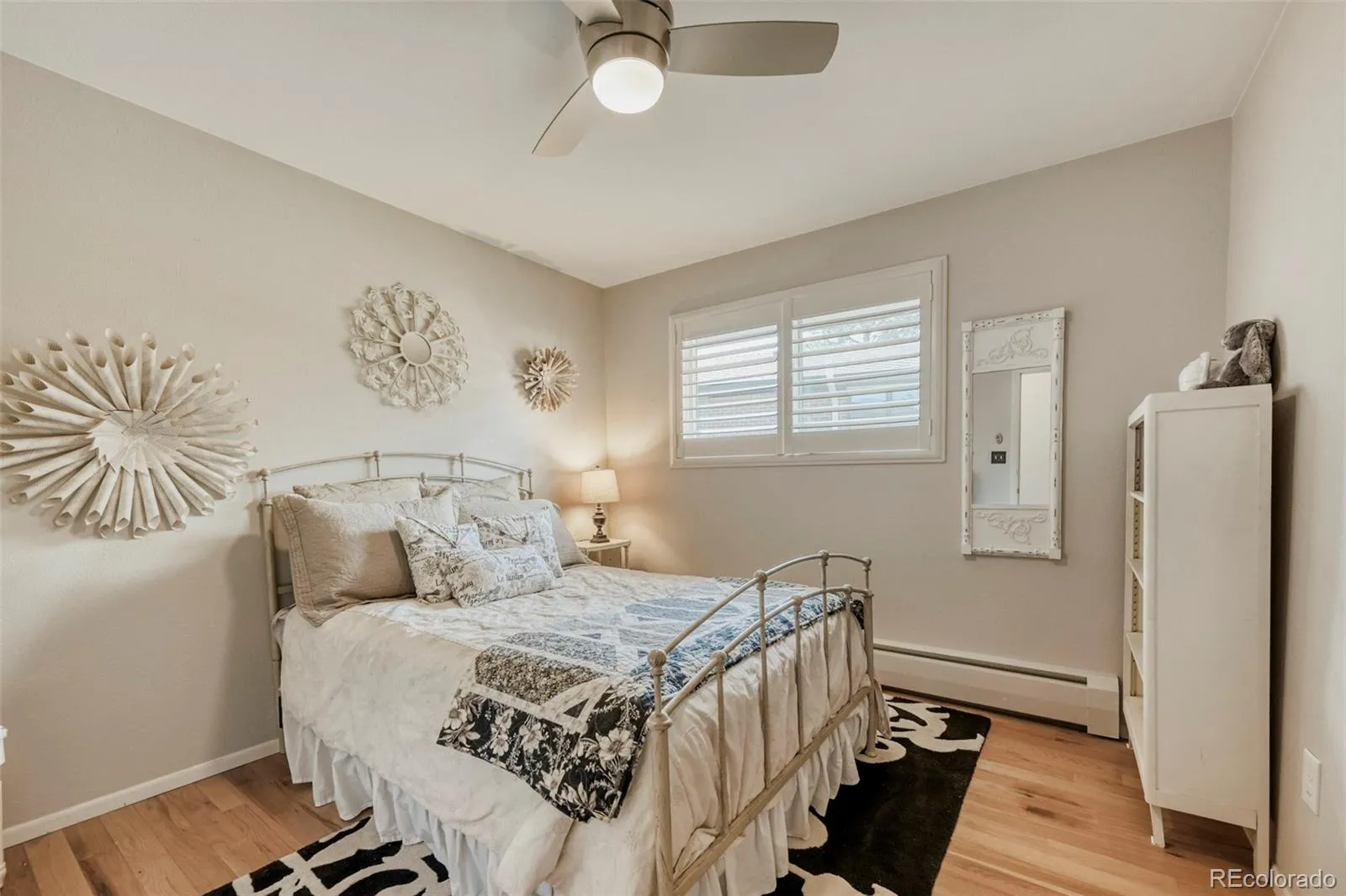 04102026204219 1600 17