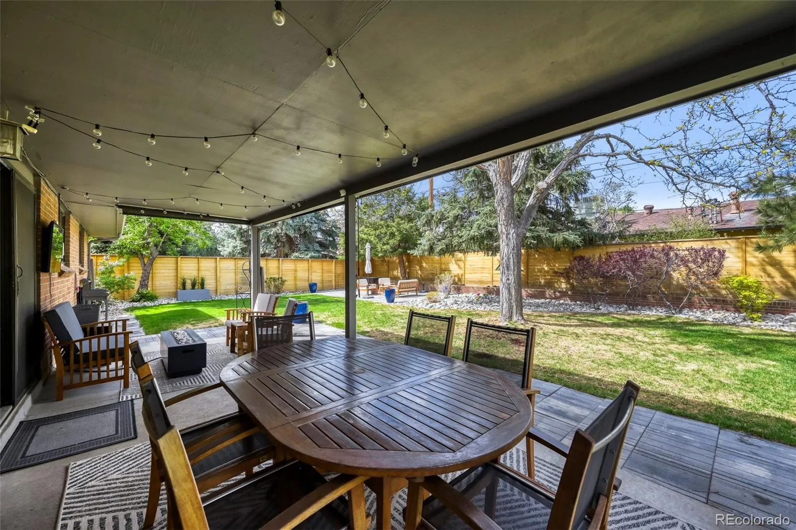 04102026204219 1600 29