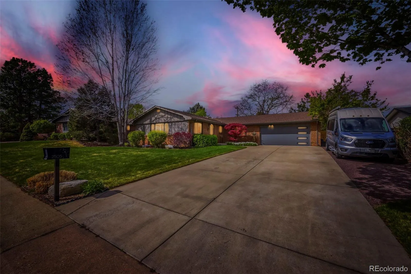 04102026204219 1600 3