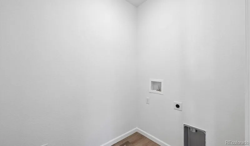08262026162717 800 15