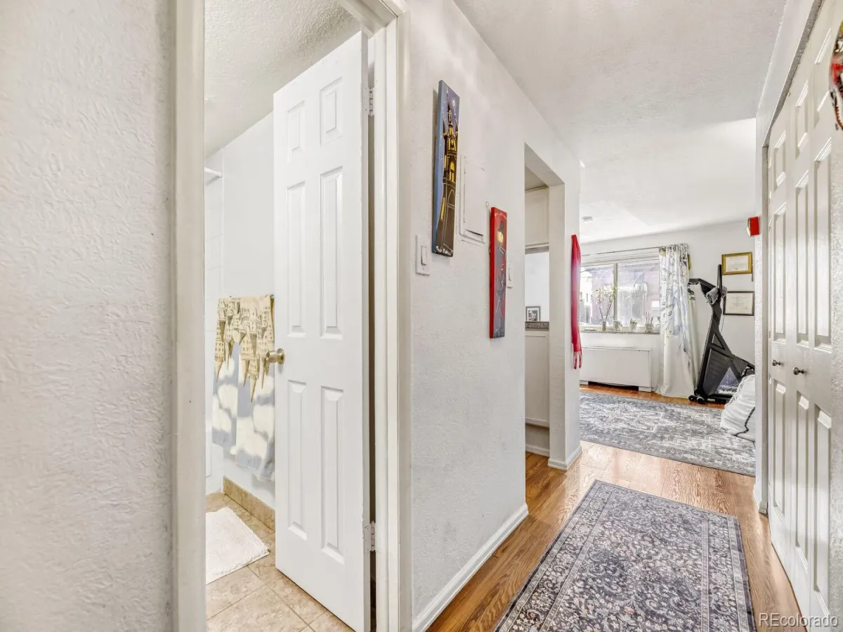 1260 York Street #203 Denver CO 80206 MLS #REC6779685 04282026172354 1200 3
