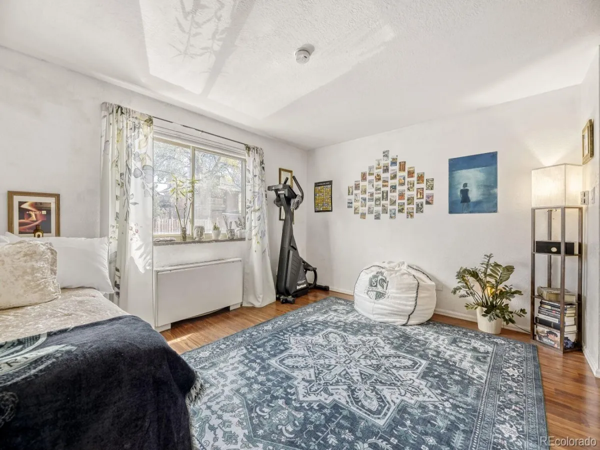 1260 York Street #203 Denver CO 80206 MLS #REC6779685 04282026172354 1200 9