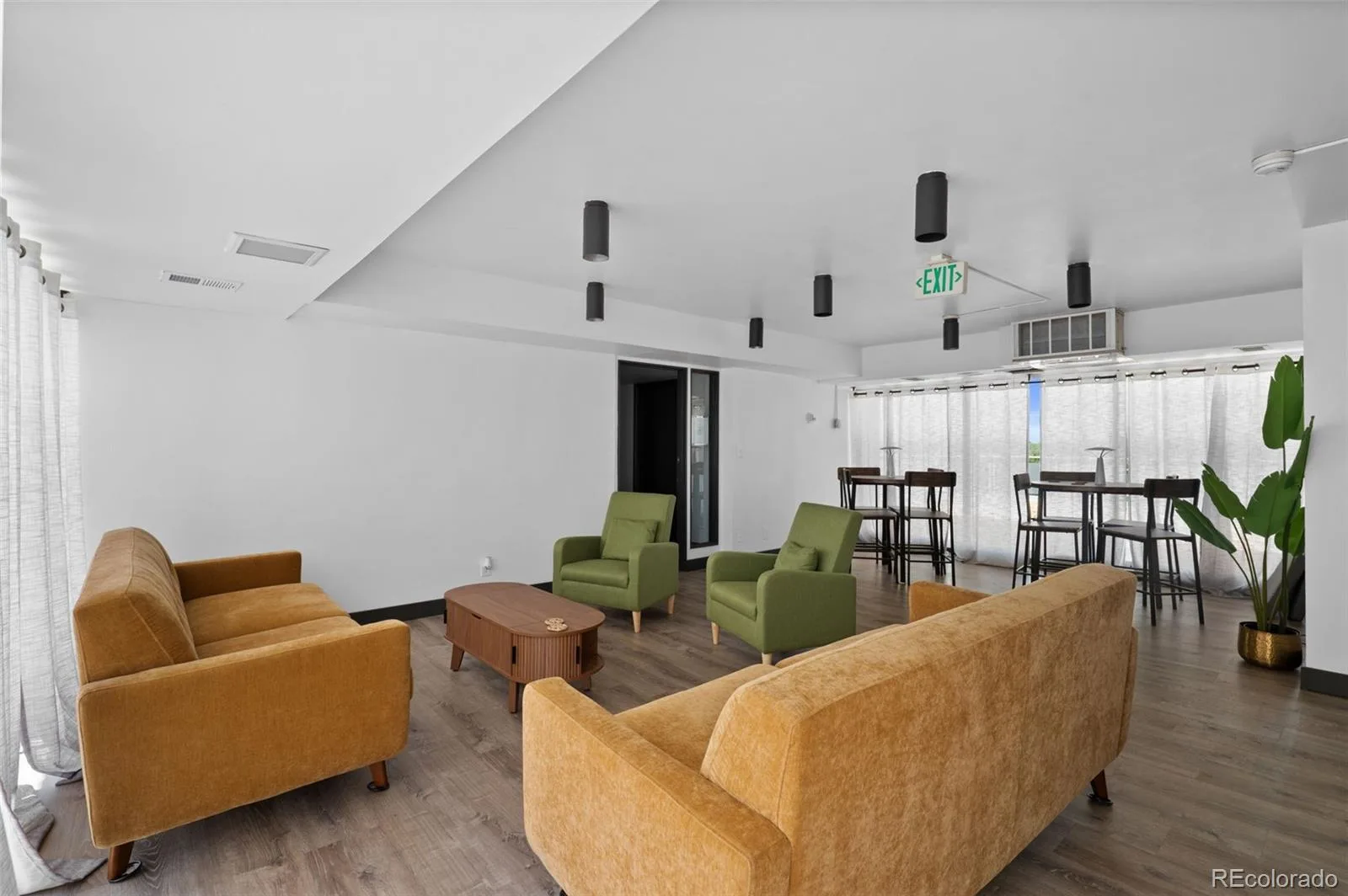 1121 Albion Street #609 Denver CO 80220 MLS #REC6783247 07022026191914 1600 23