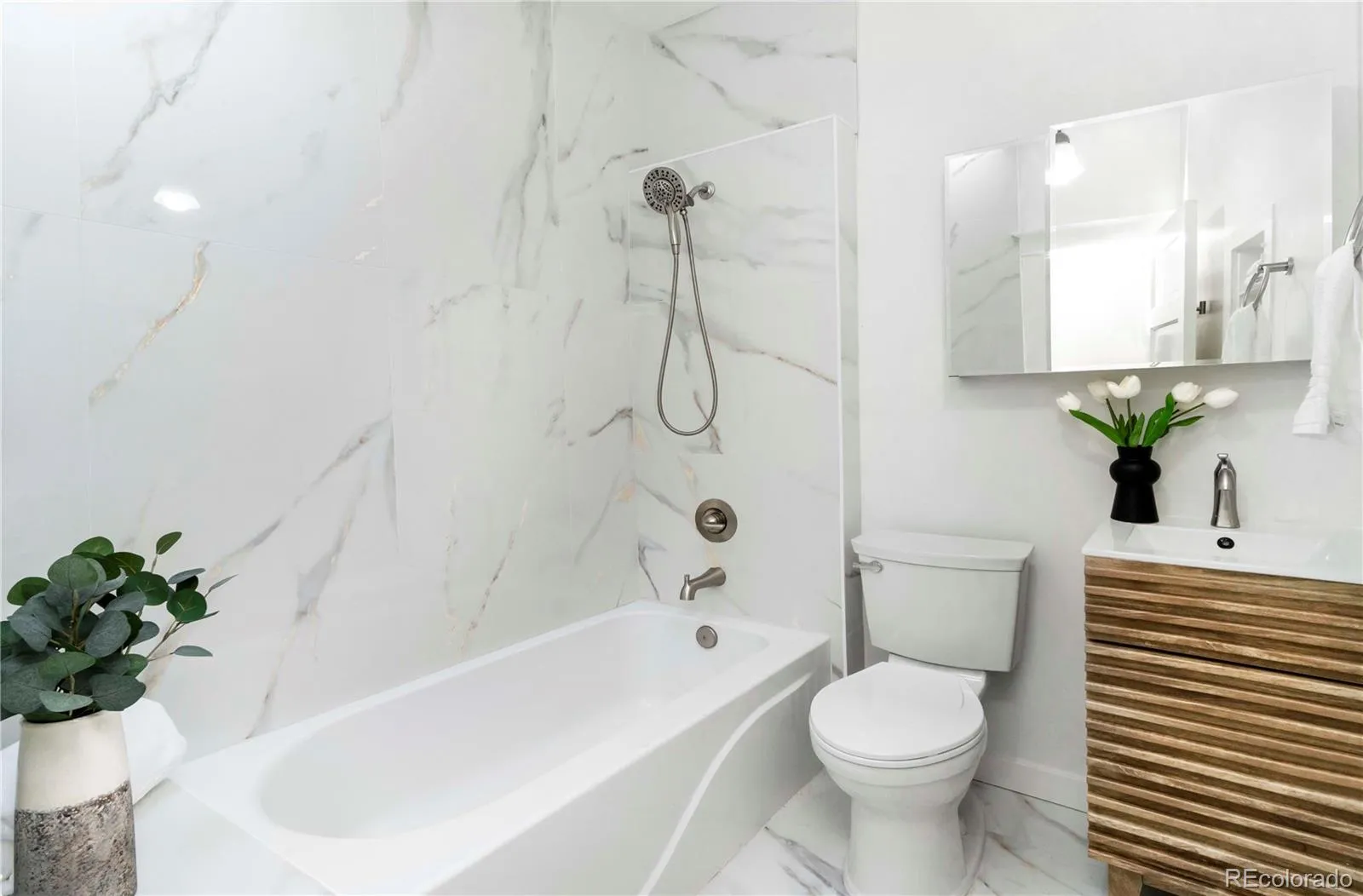 04212026011154 1600 10