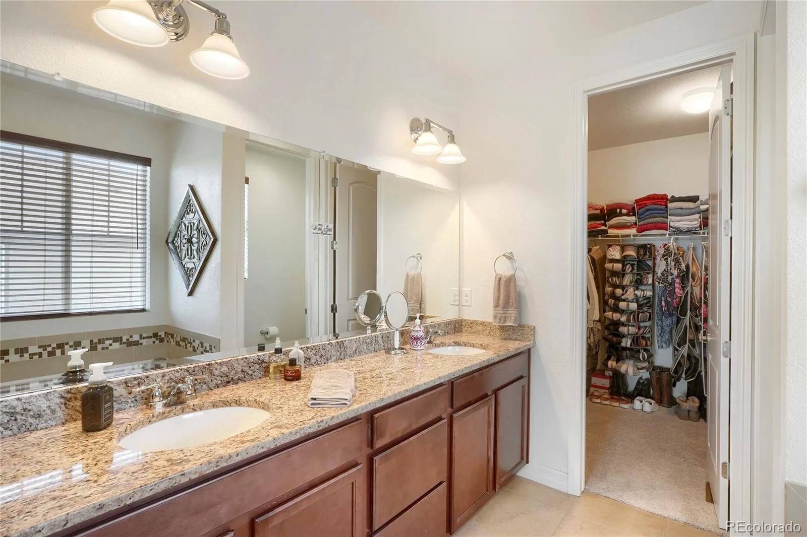 7749 S De Gaulle Court Aurora CO 80016 MLS #REC6790118 07032026235504 1600 13