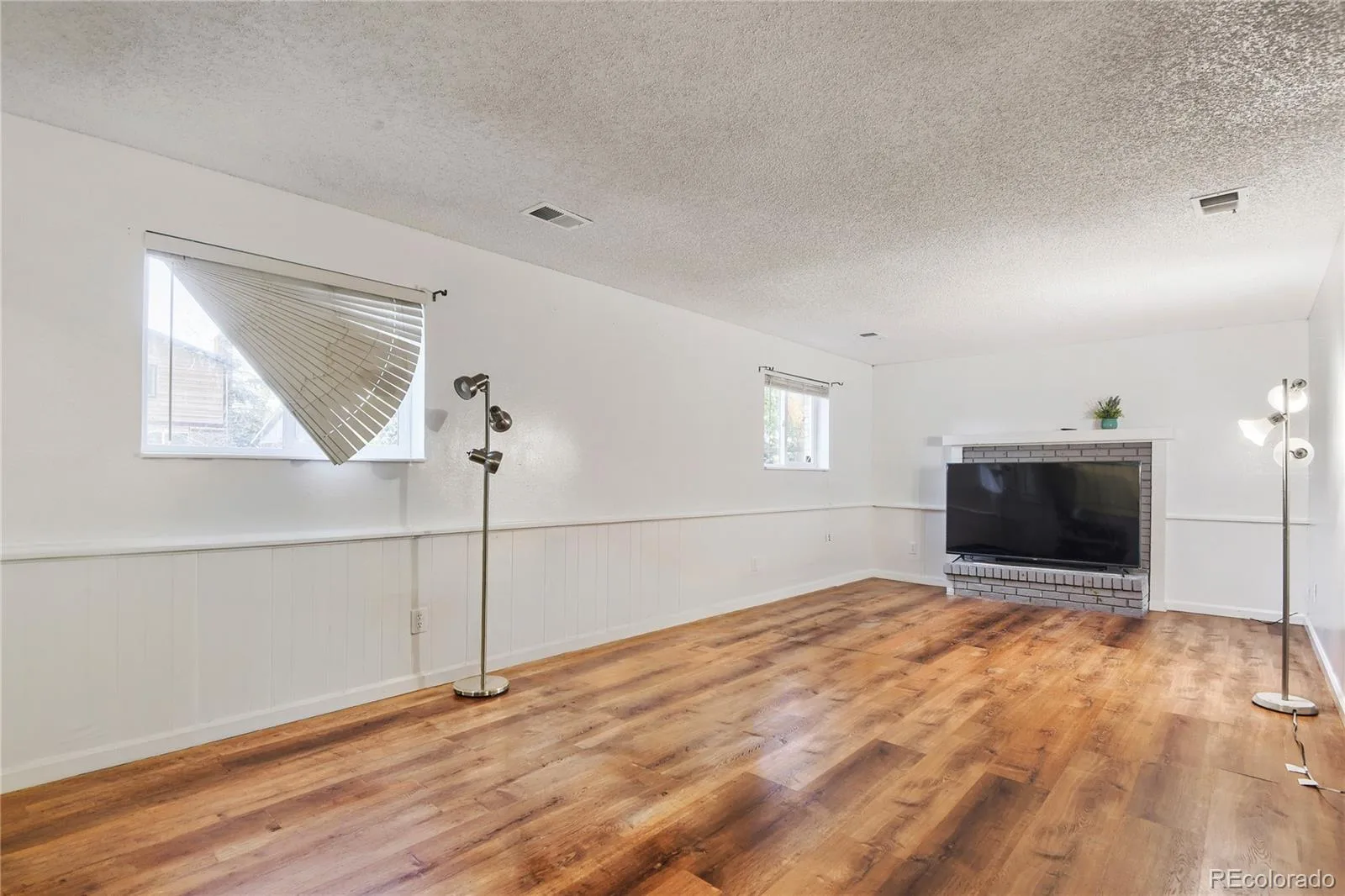 15031 E Gunnison Place Aurora CO 80012 | MLS #REC6790223 09272026231155 1600 22