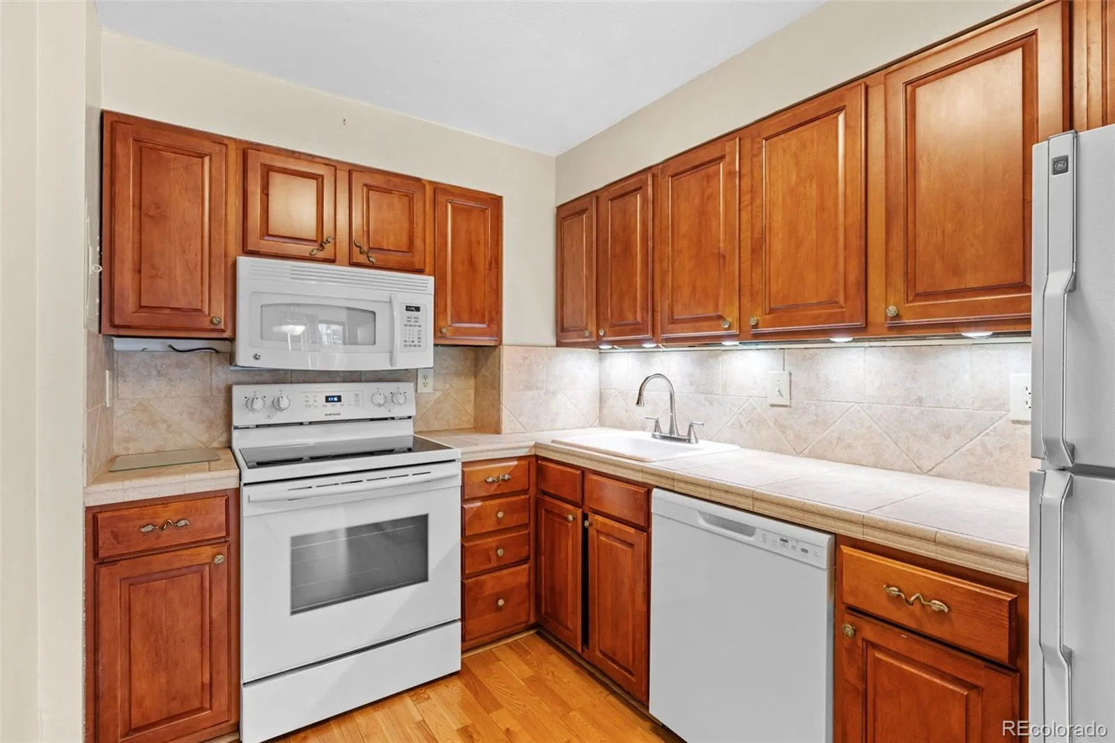 460 S Marion Parkway #1055 Denver CO 80209 | MLS #REC6790932 10052026185647 1600 15