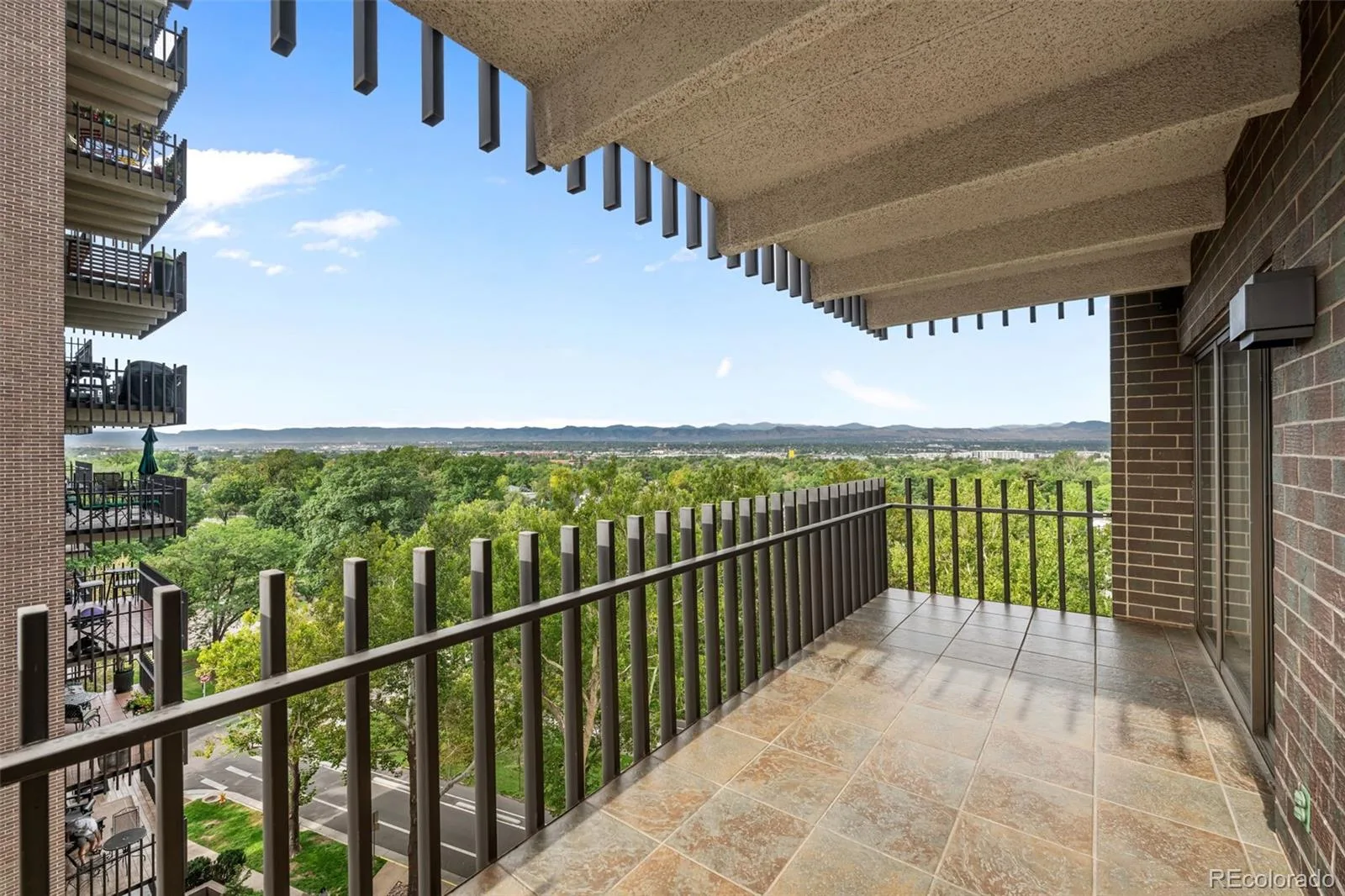 460 S Marion Parkway #1055 Denver CO 80209 | MLS #REC6790932 10052026185647 1600 22