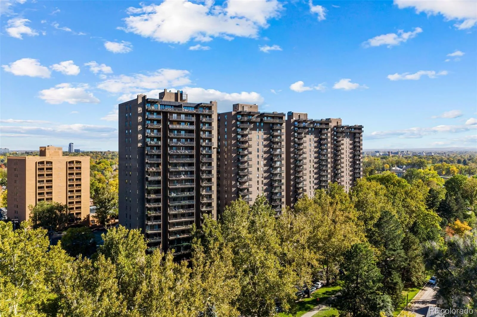 460 S Marion Parkway #1055 Denver CO 80209 | MLS #REC6790932 10052026185647 1600 3