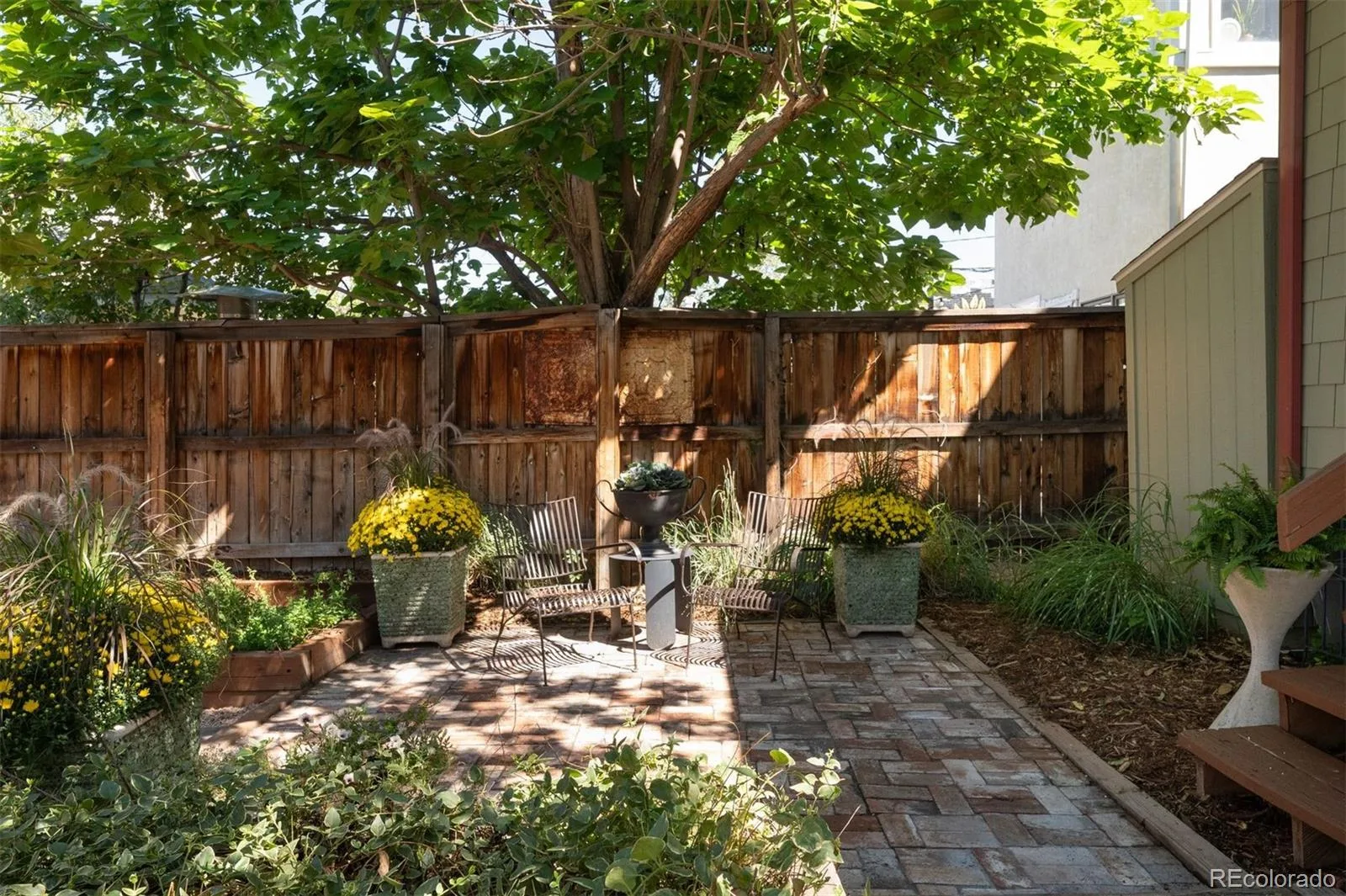 2235 N Emerson Street Denver CO 80205 | MLS #REC6791110 08192026214902 1600 43